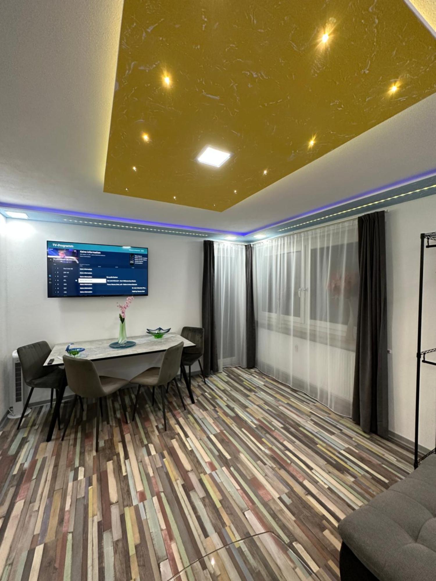 Modern Apartments Neuburg P - Top - 2 Zimmer, Komfort, Balkon, Wi-Fi, Smart Tv, Grosse Dusche, Kueche Нойбург ан дер Донау Екстериор снимка